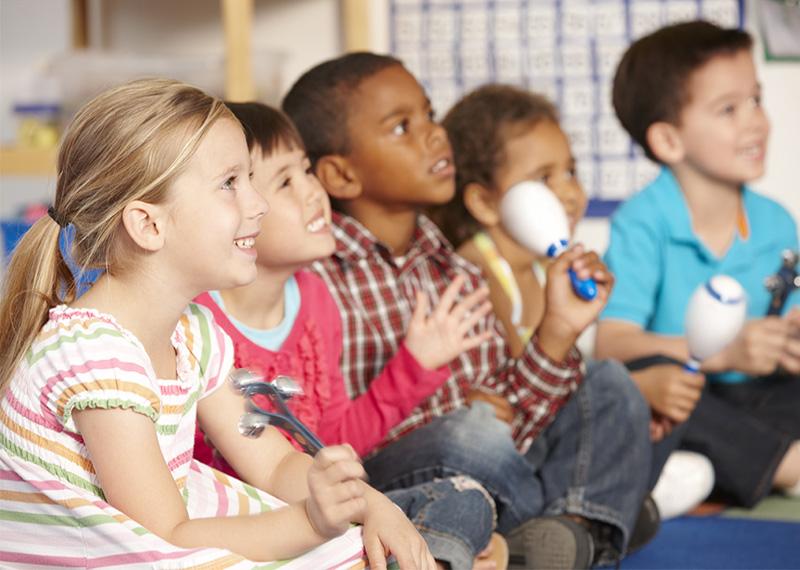 Kids sitting in a classroom